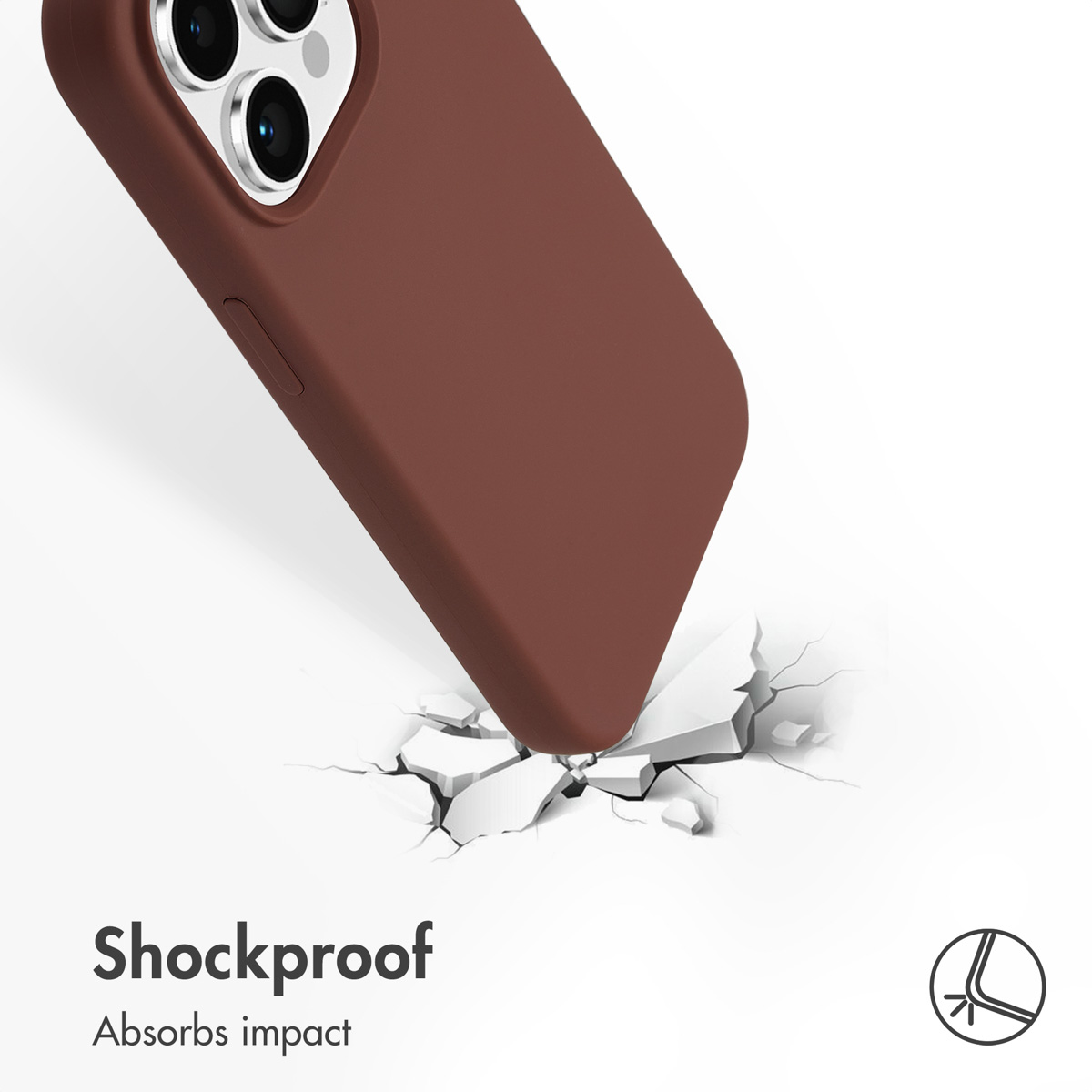 Ein braunes Smartphone in einer Hülle schlägt auf eine weiße, brechende Oberfläche.