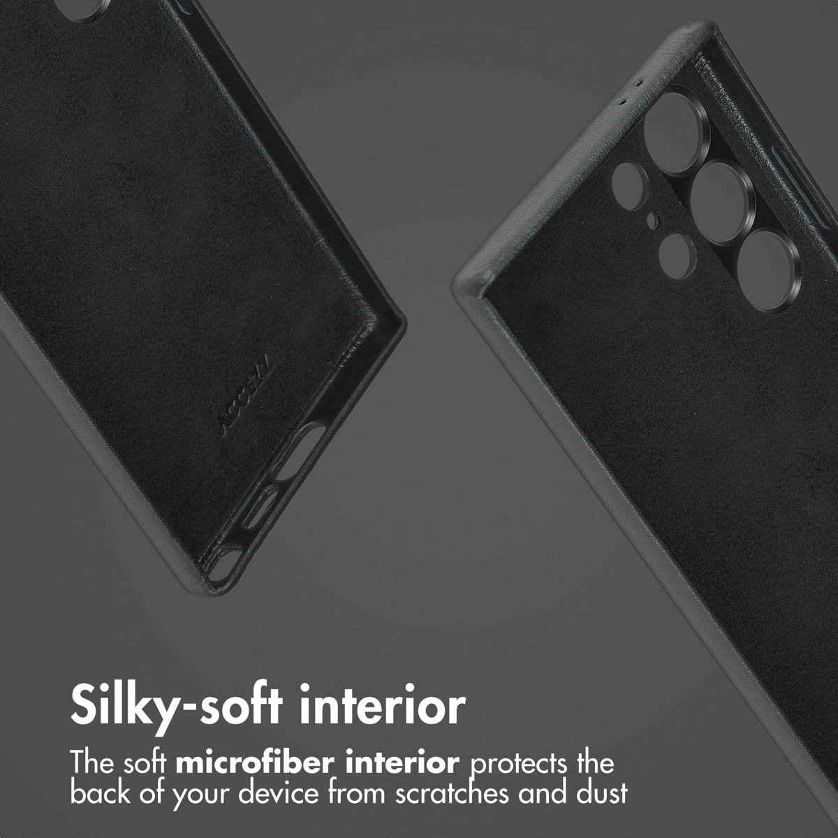 Deux coques de téléphone noires montrent l'intérieur doux et velouté de protection.