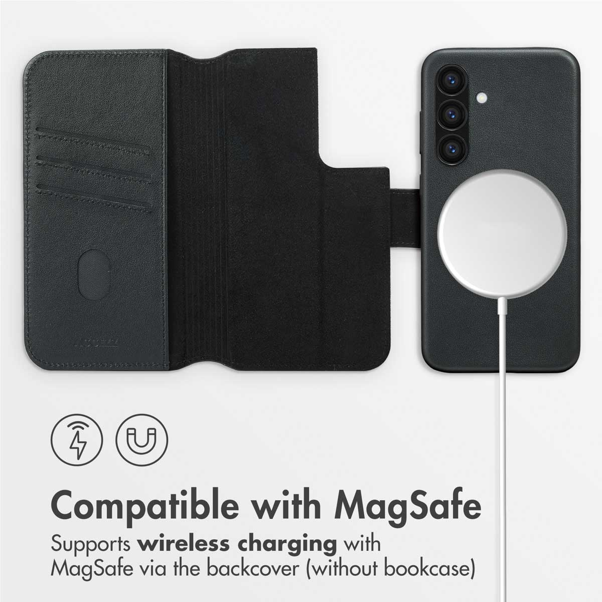 Coque de téléphone noire avec fentes pour cartes et MagSafe.