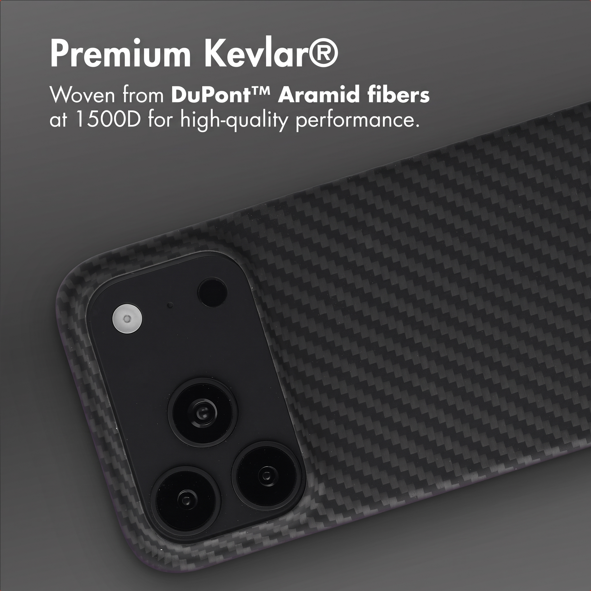 Coque de téléphone en fibre d'aramide noire avec trois caméras.