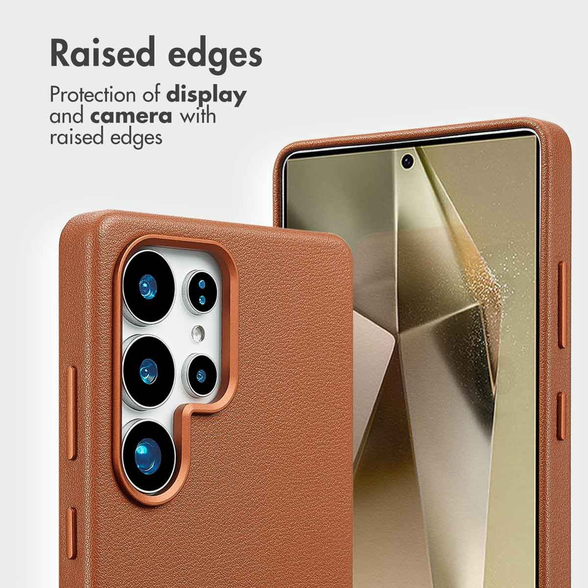 Una cover in pelle marrone con bordi rialzati per proteggere display e fotocamera.