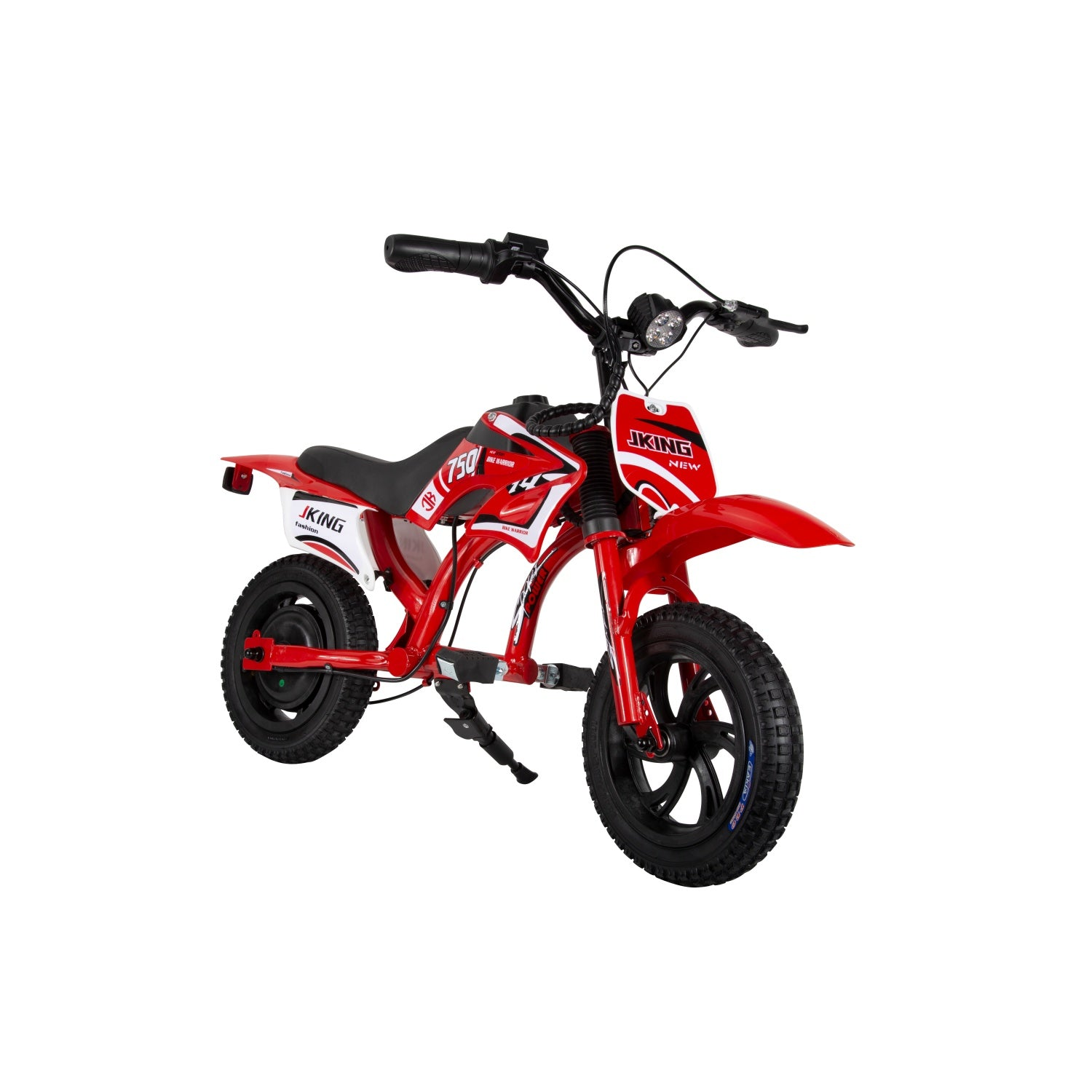 Una motocicletta rossa per bambini con pneumatici e manubrio neri su sfondo bianco.