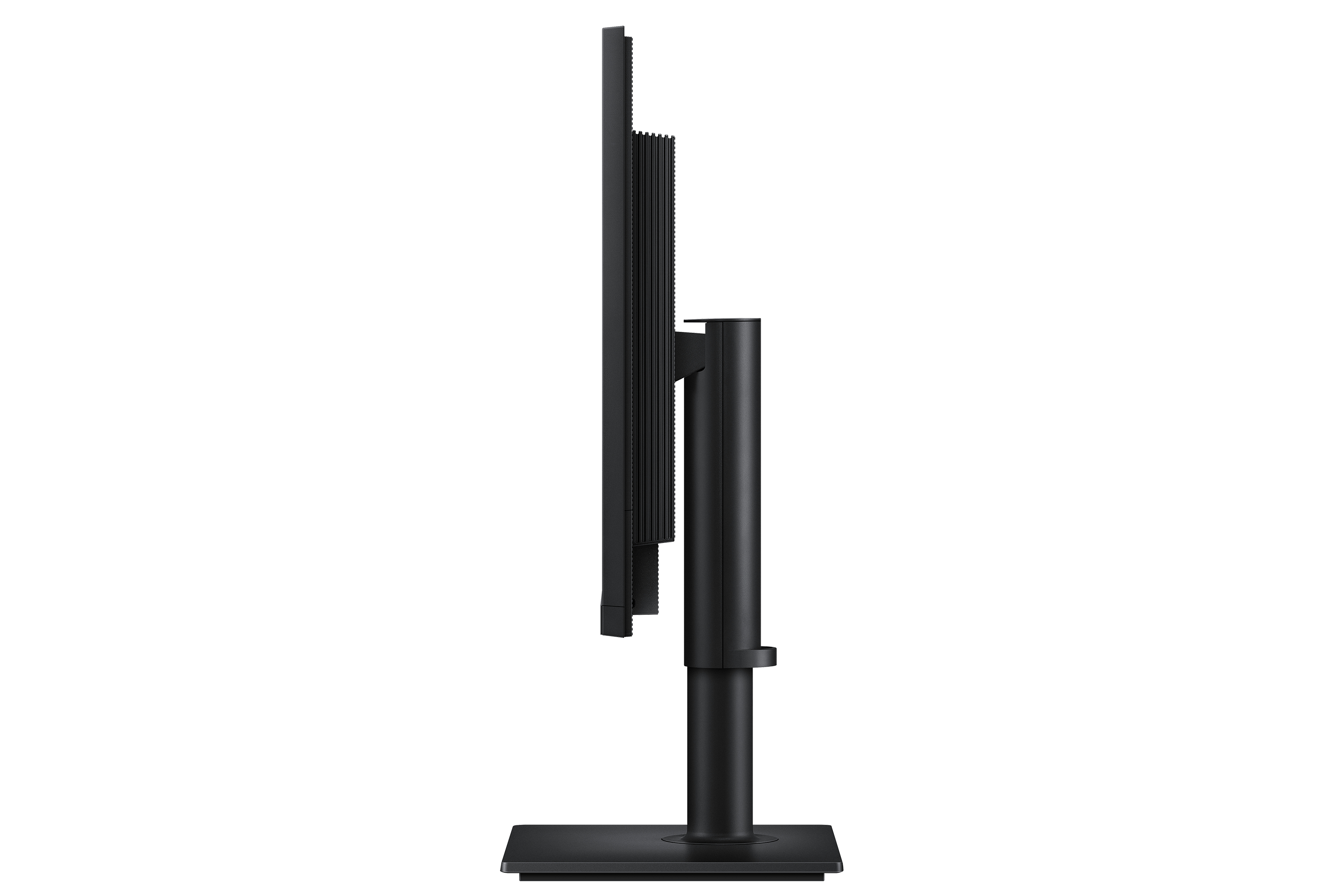 Vista laterale di un moderno monitor nero con supporto regolabile su sfondo bianco.