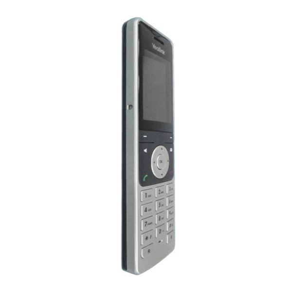 Beyaz arka plan önünde, ekranlı, navigasyon tuşlu ve tuş takımlı yandan görünümde gümüş renkli bir kablosuz telefon.