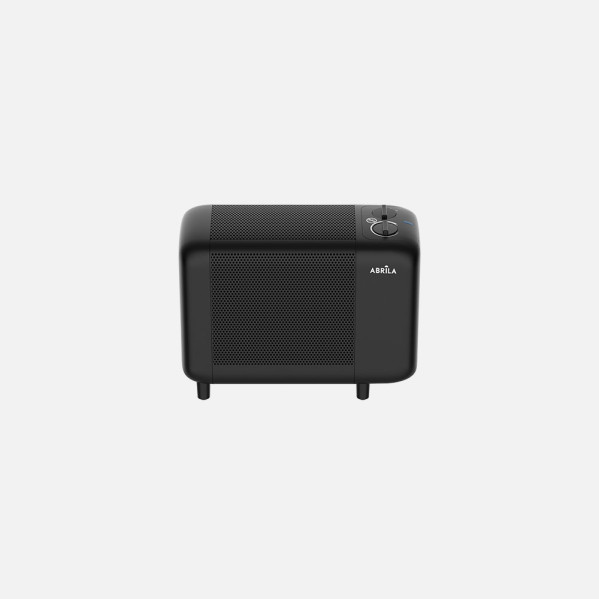 Un calefactor compacto negro con rejilla frontal, perillas de control superiores y logotipo sobre fondo blanco.