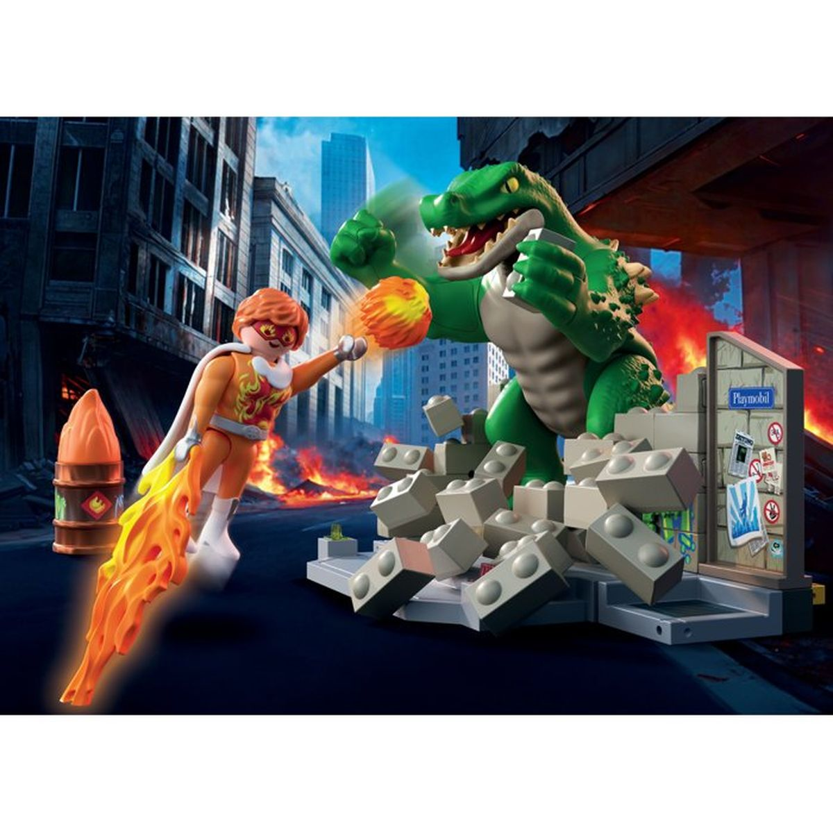 Playmobil-Superheld kämpft gegen ein riesiges grünes Krokodil inmitten zerstörter Stadtteile mit Feuer im Hintergrund.