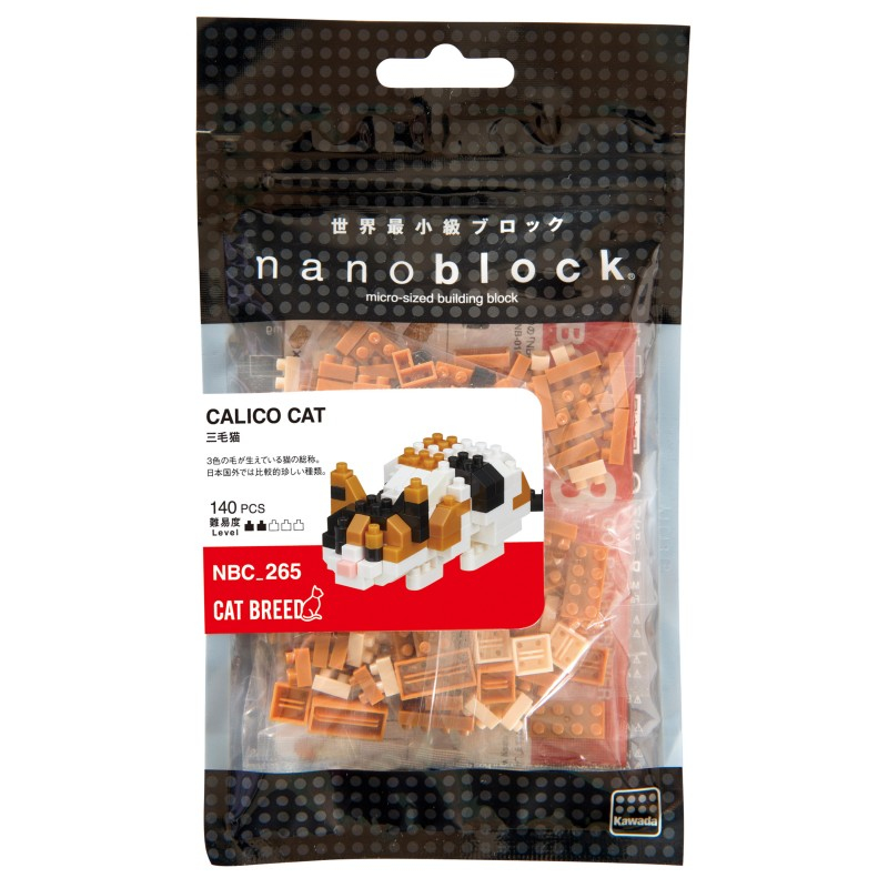 Nanoblock-Verpackung für eine calico katze mit mini bausteinen und bild.