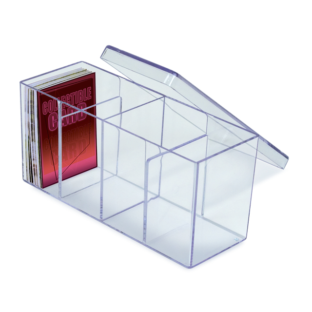 Boîte de rangement transparente en acrylique pour cartes avec quatre compartiments, cartes et couvercle ouvert.