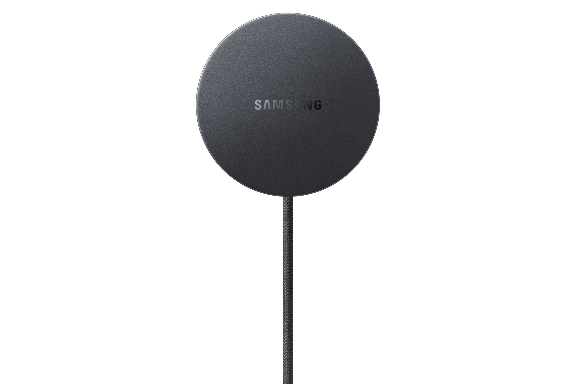 Un caricatore wireless Samsung circolare nero con cavo intrecciato su sfondo scuro.