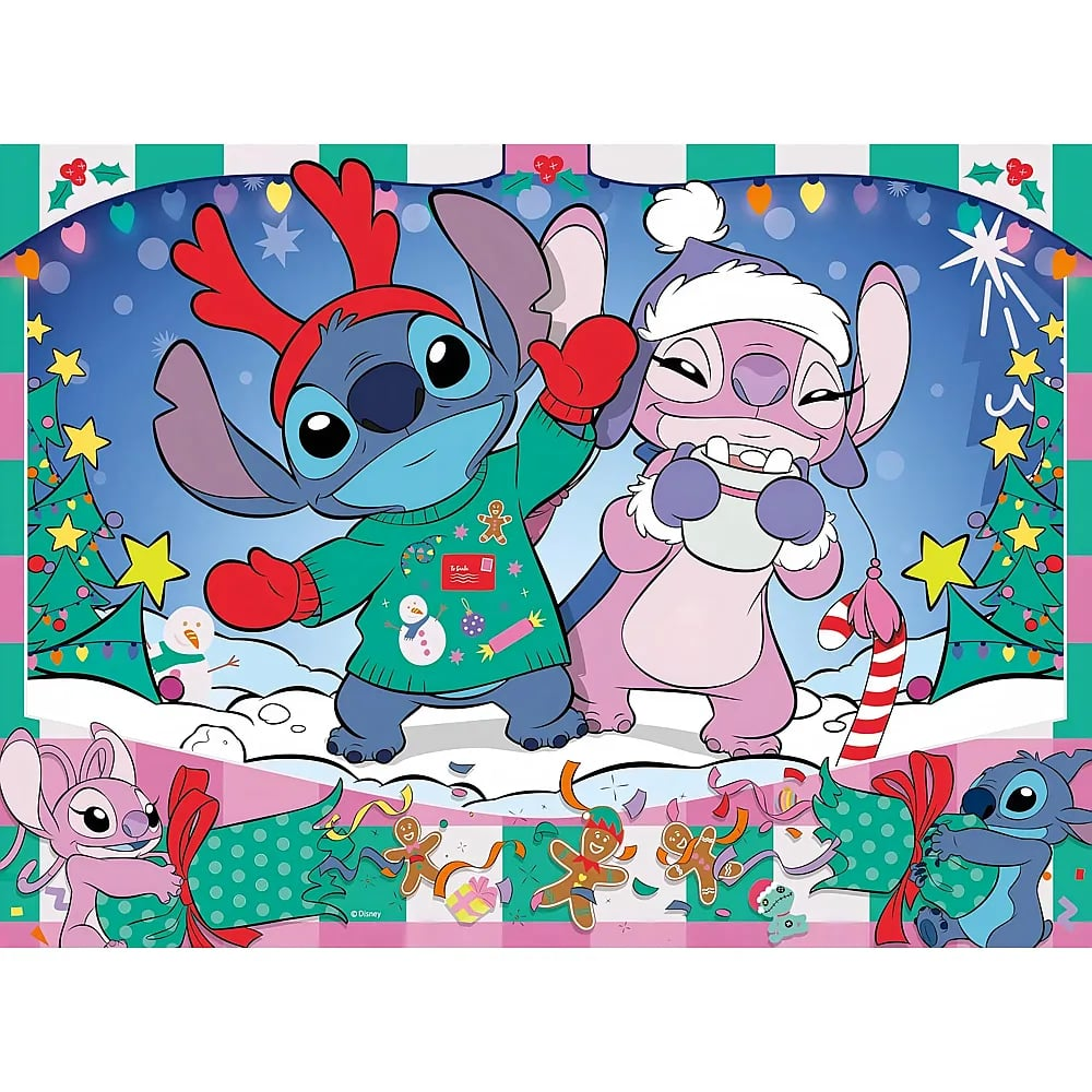 Stitch und Angel feiern Weihnachten in einer Schneelandschaft mit Weihnachtspullovern und festlicher Deko.