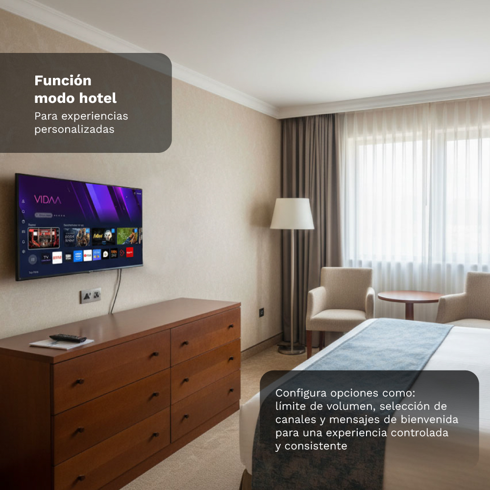 Habitación de hotel con cómoda de madera, televisor, cama y sillón junto a una ventana.
