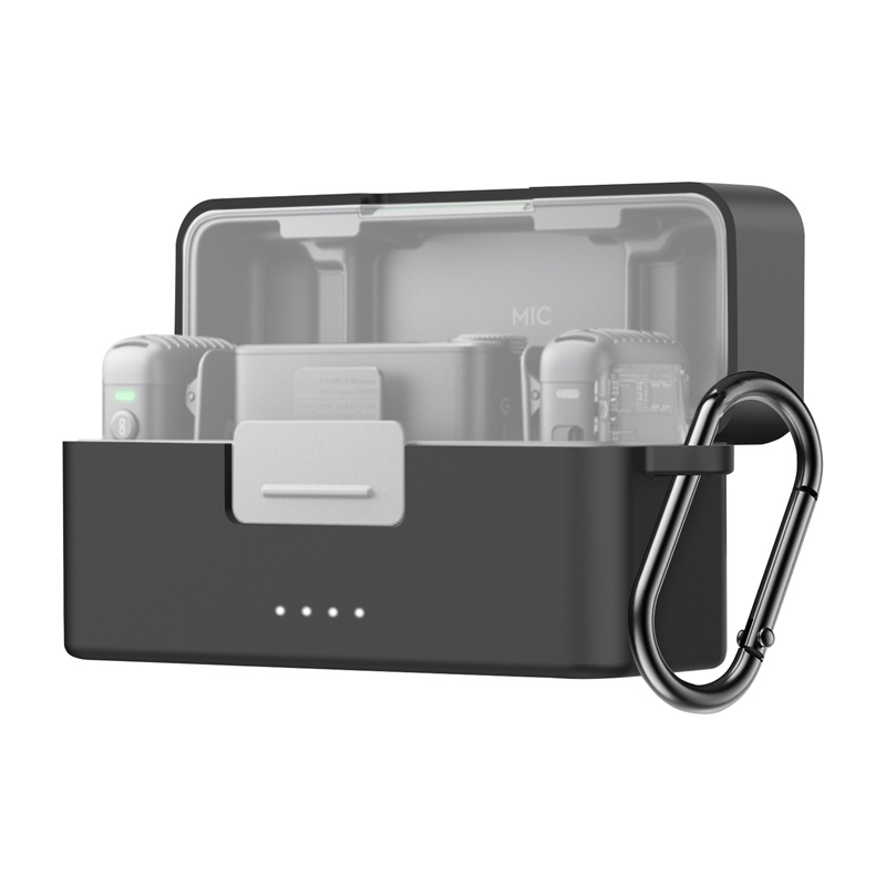 Custodia di ricarica nera con moschettone, coperchio semi-trasparente e spie LED per microfoni wireless.