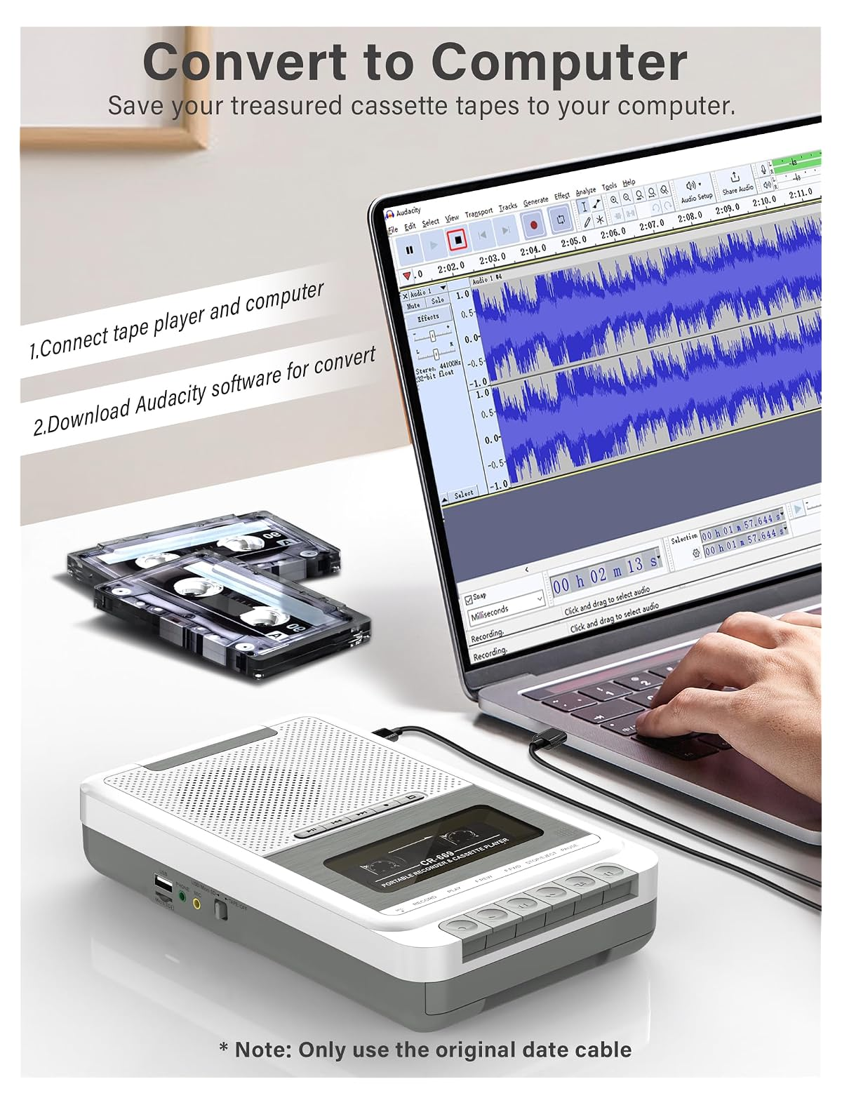 Kassettenspieler an Laptop angeschlossen, konvertiert Kassetten in Audiodateien.