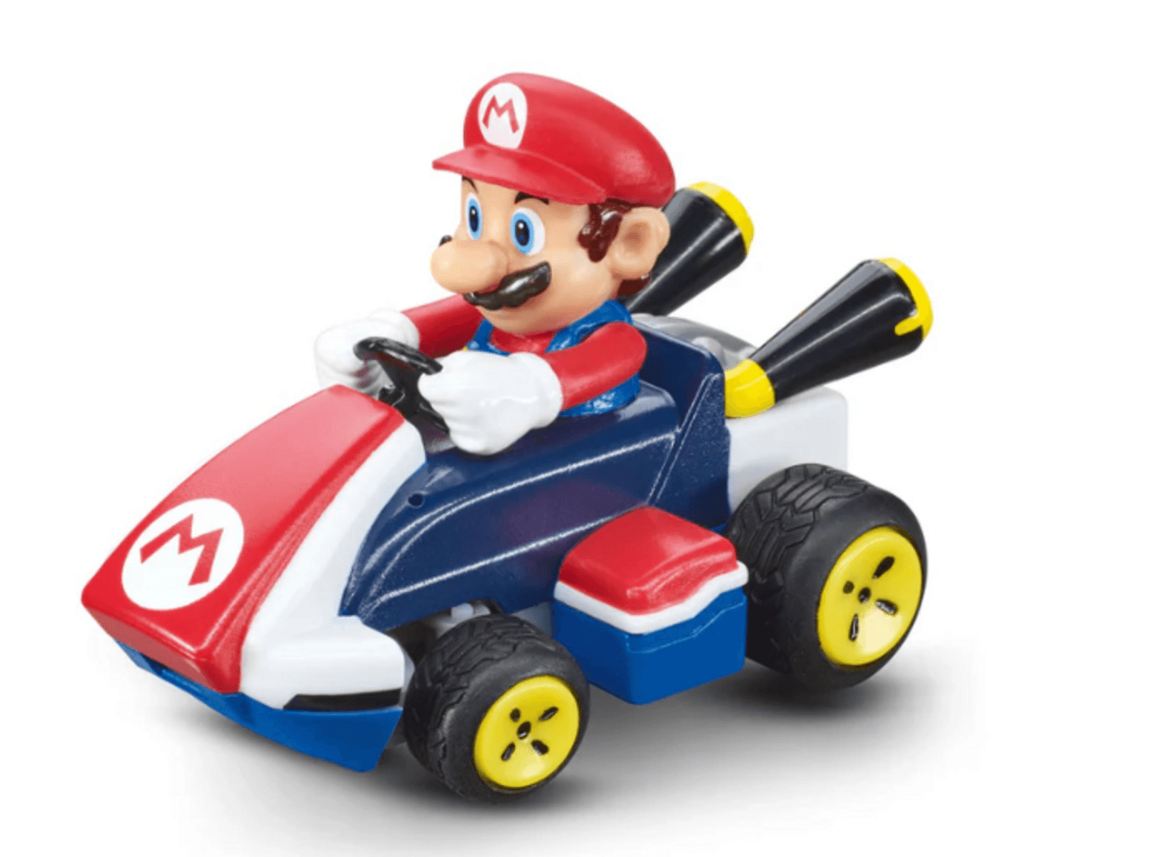 Mario in un kart giocattolo blu e bianco con ruote gialle e due razzi neri sul retro.