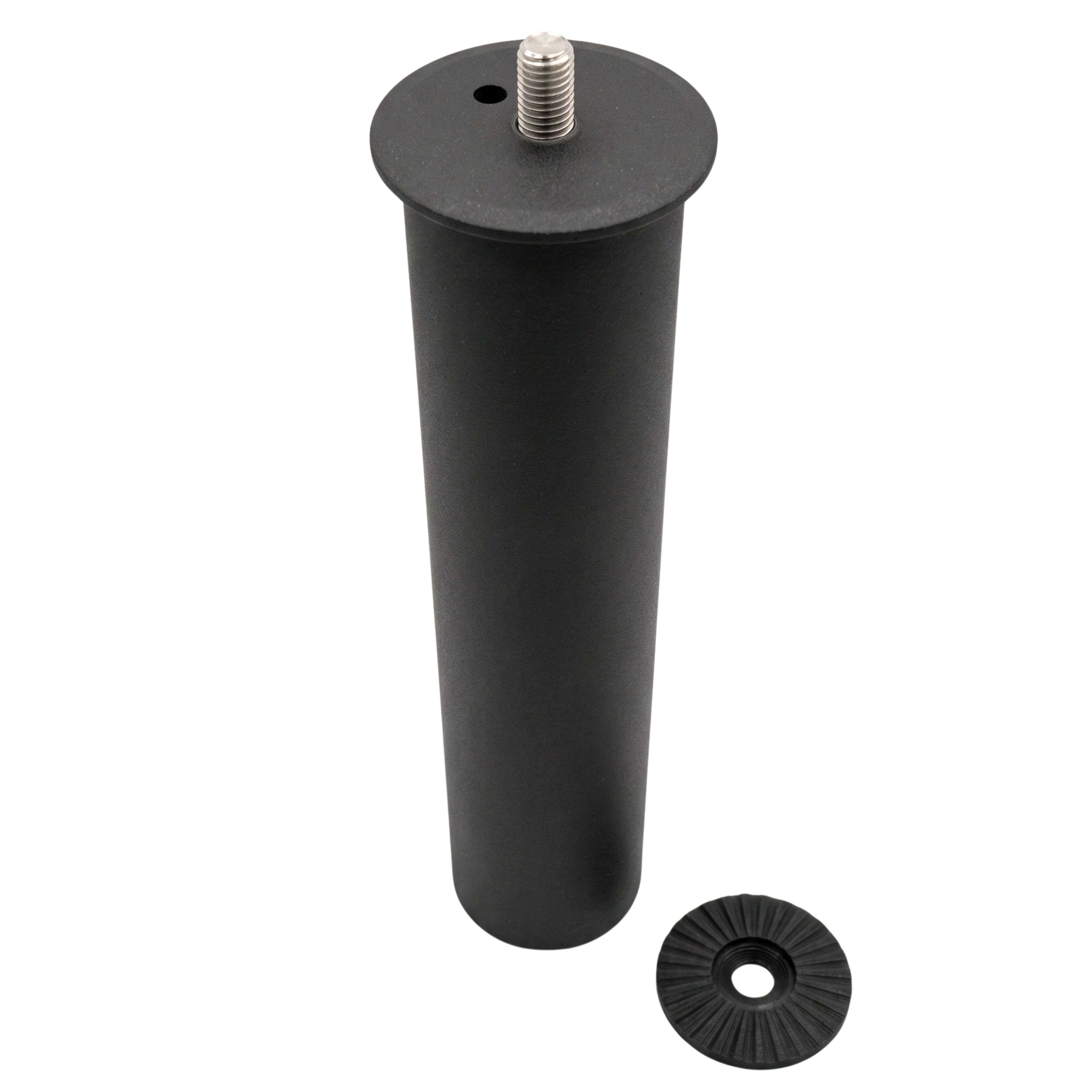 Un tirador de mueble cilíndrico negro con perno roscado y roseta estriada separada sobre fondo blanco.
