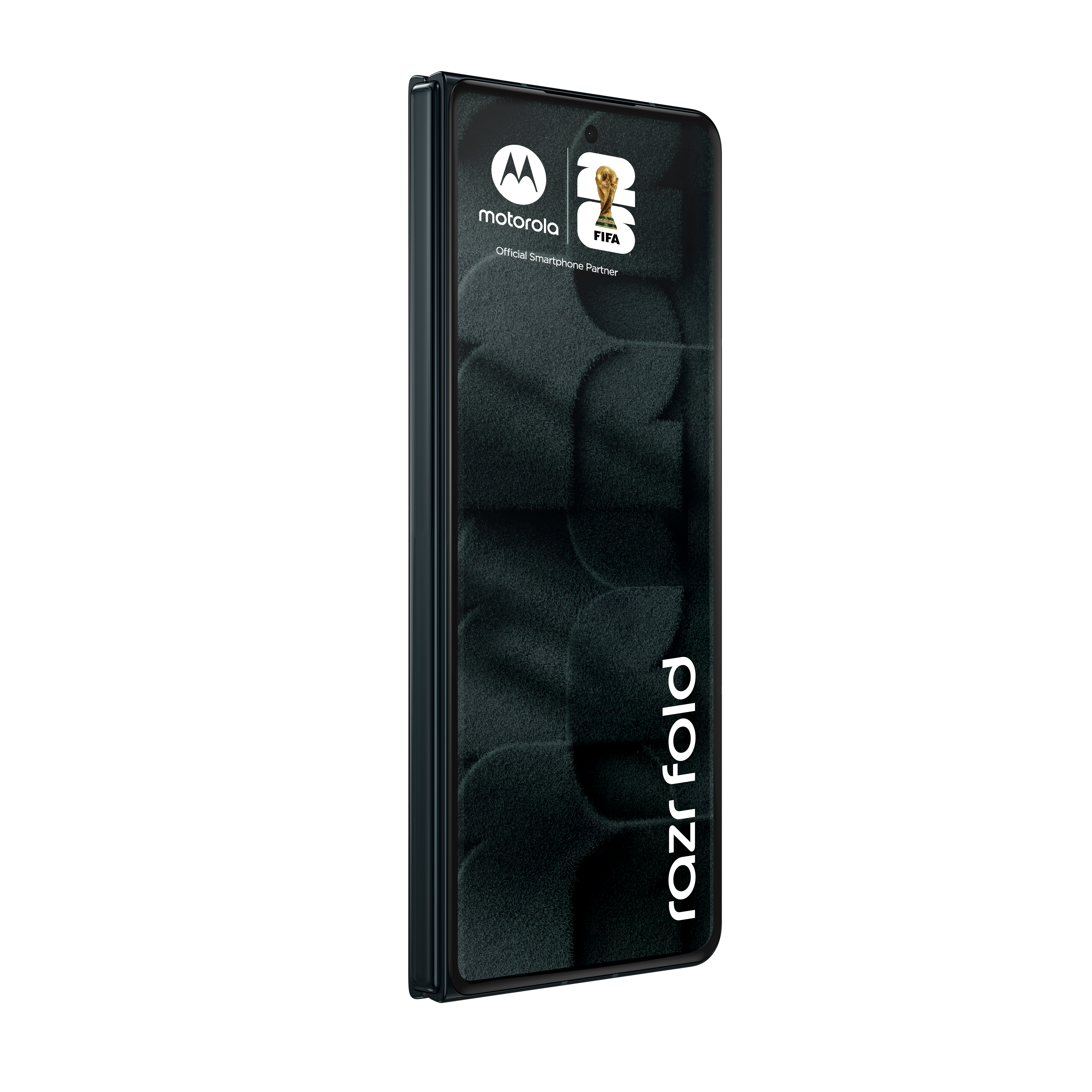 Uno smartphone Motorola Razr Fold scuro e chiuso mostra i loghi di Motorola e FIFA.