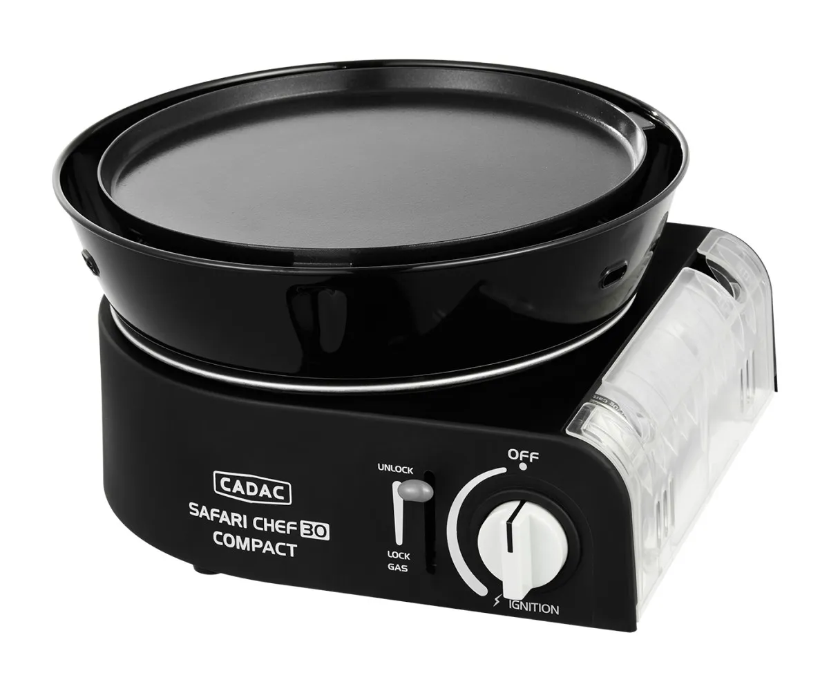 Siyah renkli, yuvarlak ızgaralı ve beyaz düğmeli taşınabilir CADAC Safari Chef 30 Compact gazlı mangal.
