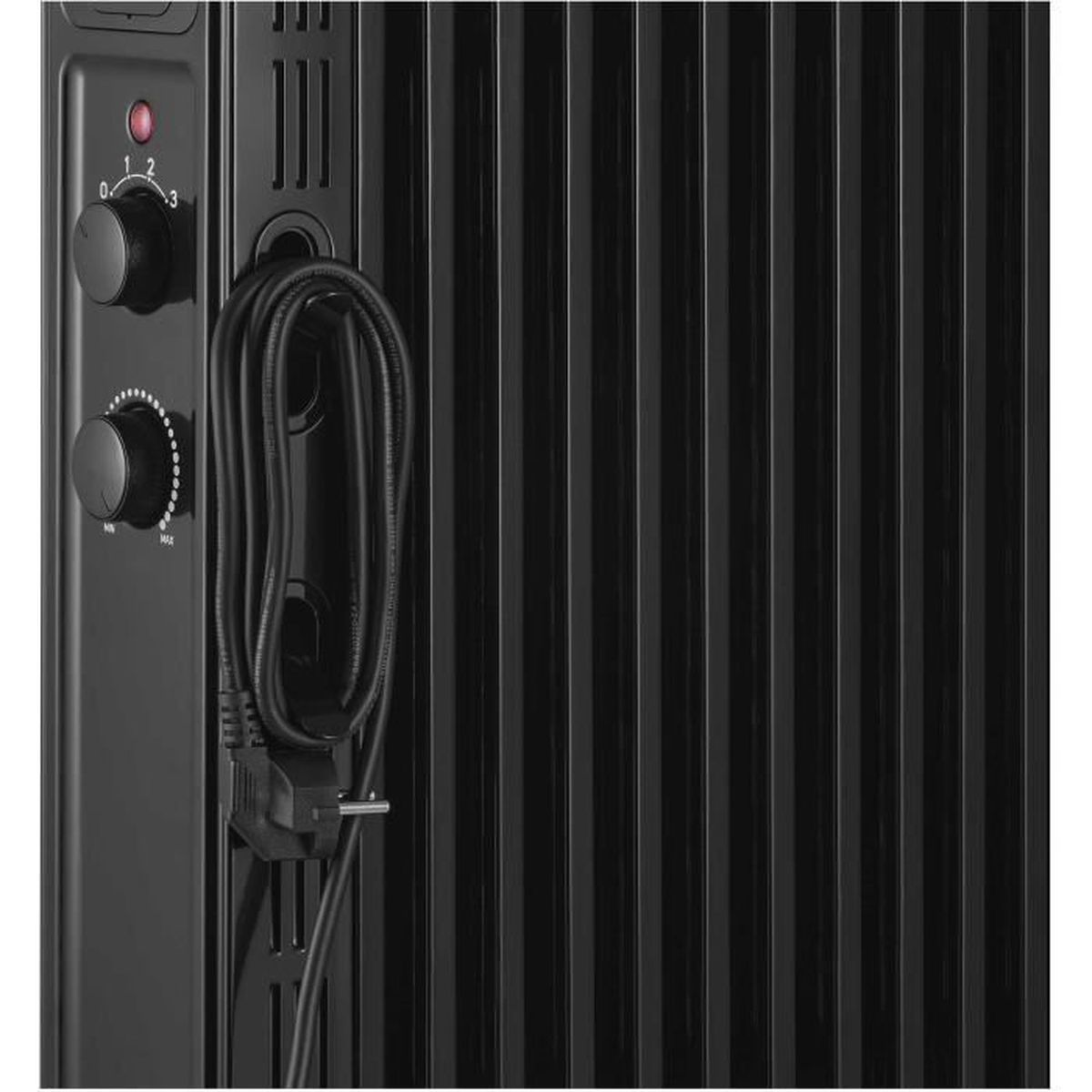 Radiador de aceite negro con dos mandos de control y cable de alimentación enrollado.