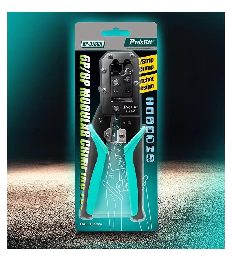 Koyu arka plan üzerinde açılmamış ambalajında açık mavi saplı Pro'sKit CP-376CN sıkma aleti.