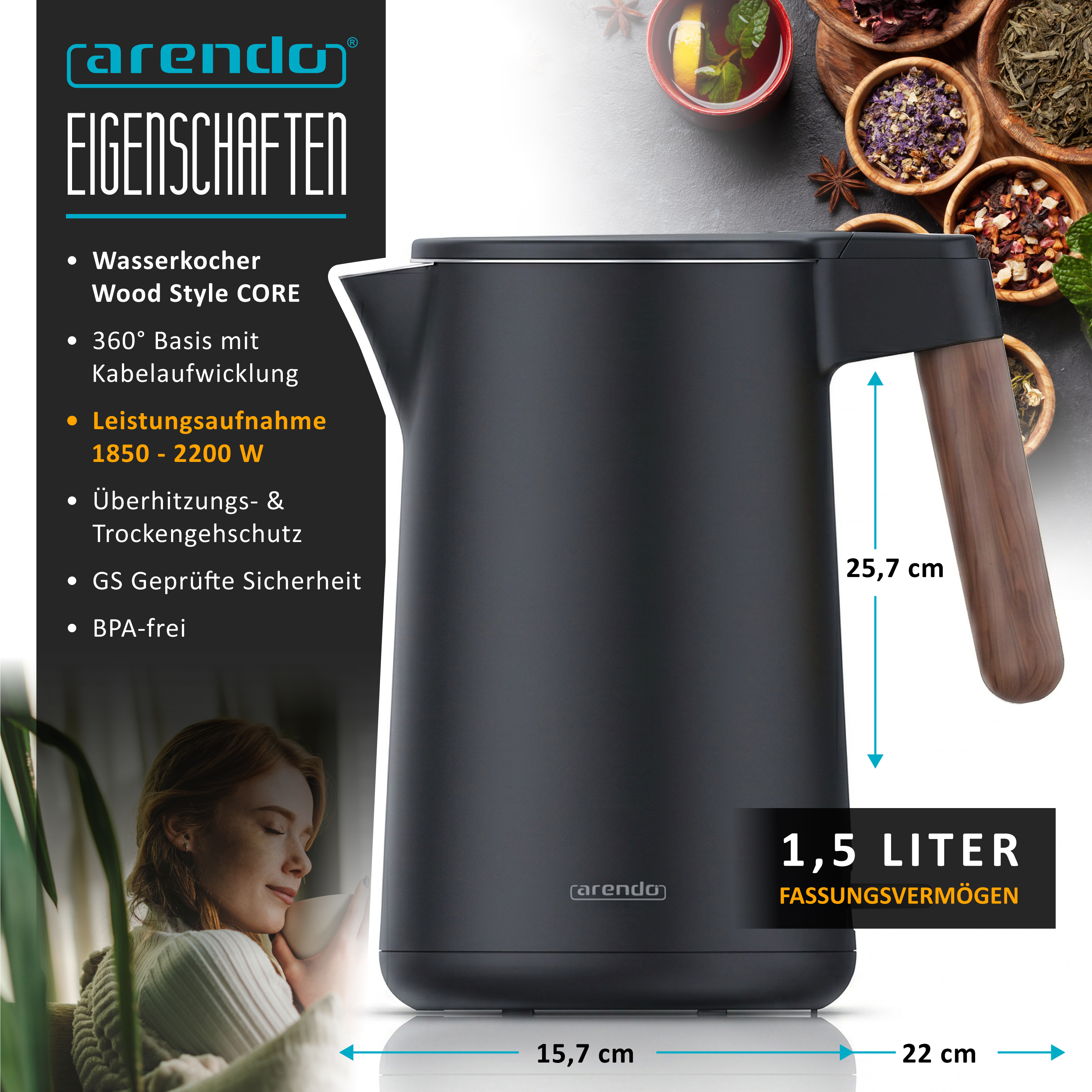 Ein schwarzer Arendo-Wasserkocher mit Holzgriff, Produktabmessungen und Tee-Inhaltsstoffen als Hintergrund.