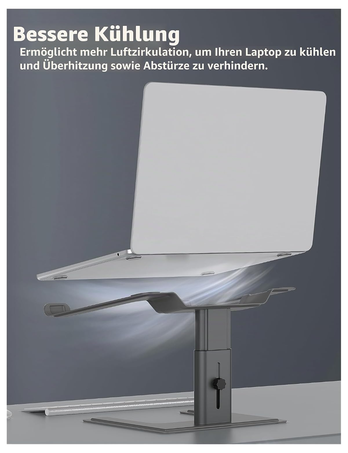 Laptop auf einem höhenverstellbaren Ständer auf einem Tisch mit Text über bessere Kühlung.