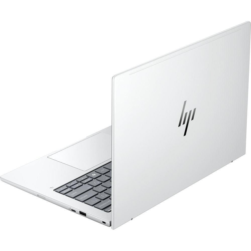 Un laptop argento con logo HP su sfondo bianco, che mostra la cover posteriore chiusa e la tastiera.