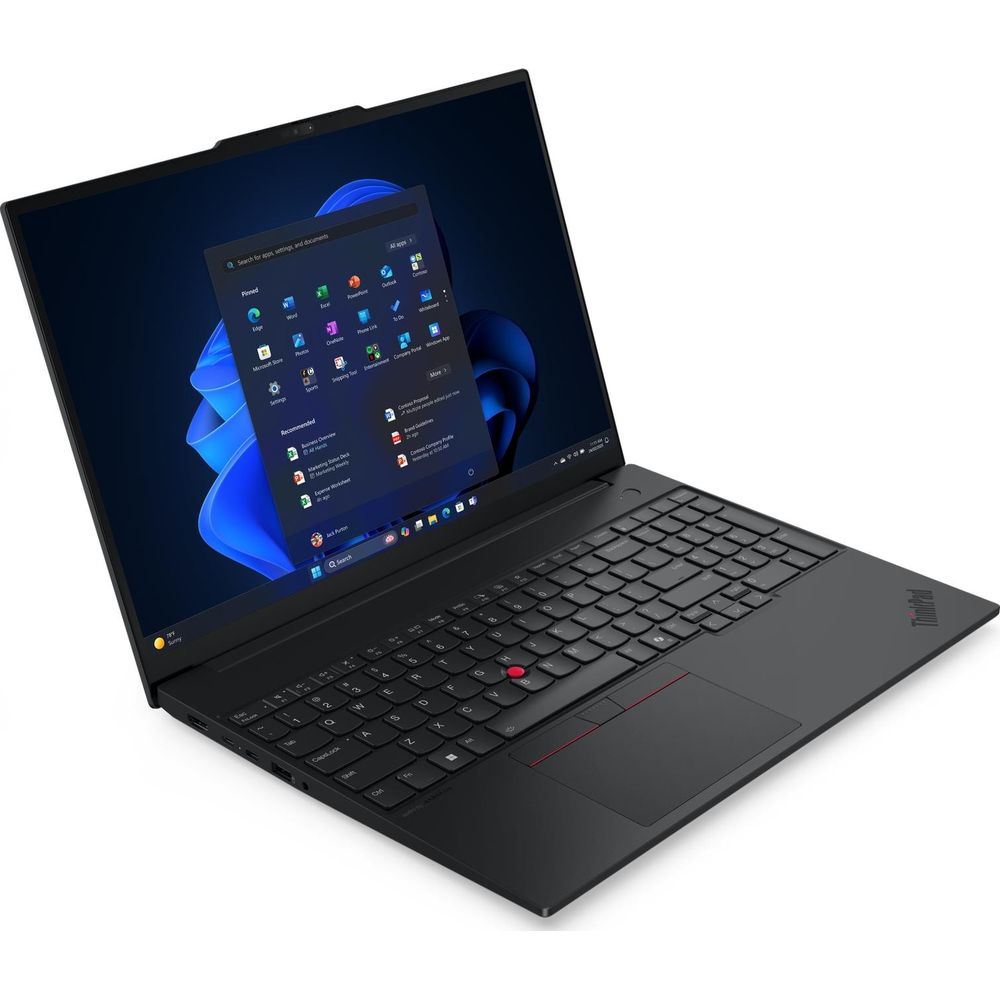 Un ordinateur portable ThinkPad noir sur fond blanc, affichant le menu Démarrer de Windows 11.