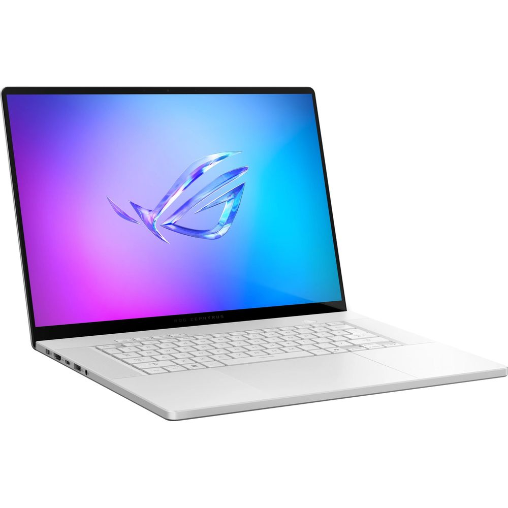 Un laptop da gioco argentato aperto, con schermo blu e viola vivace e logo ROG su sfondo bianco.