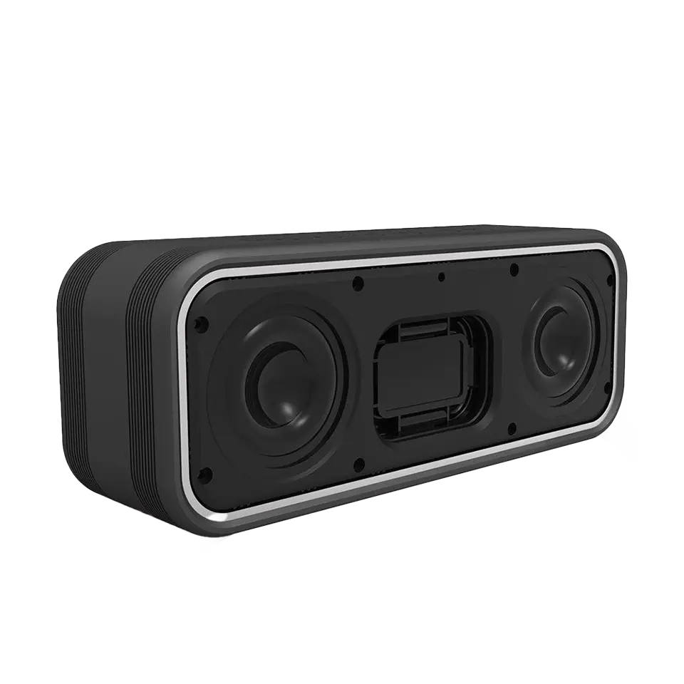 Ein schwarzer, rechteckiger Bluetooth-Lautsprecher mit zwei großen Treibern und silbernem Rand auf schwarzem Grund.