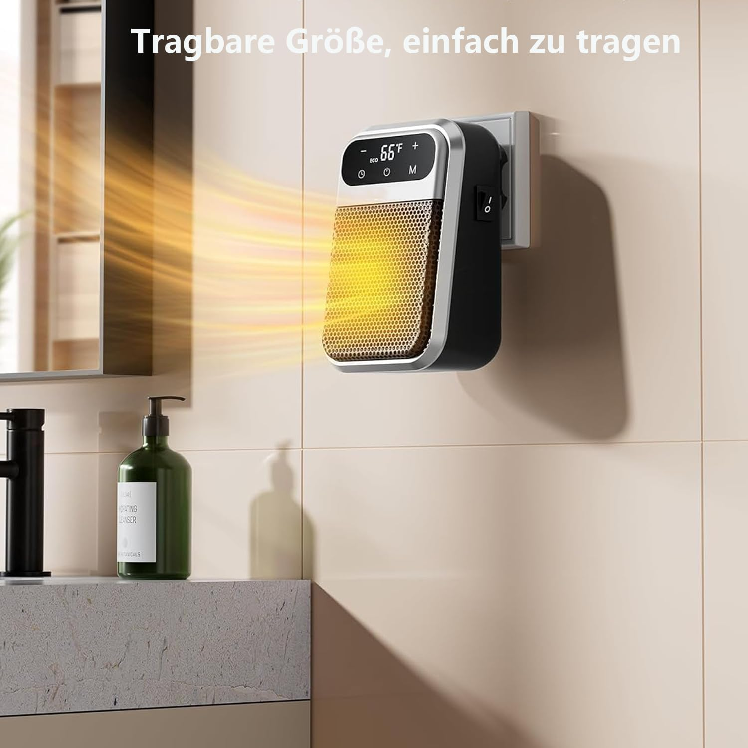 Tragbarer Steckerheizer an einer Wandsteckdose in einem Badezimmer mit Seifenspender.