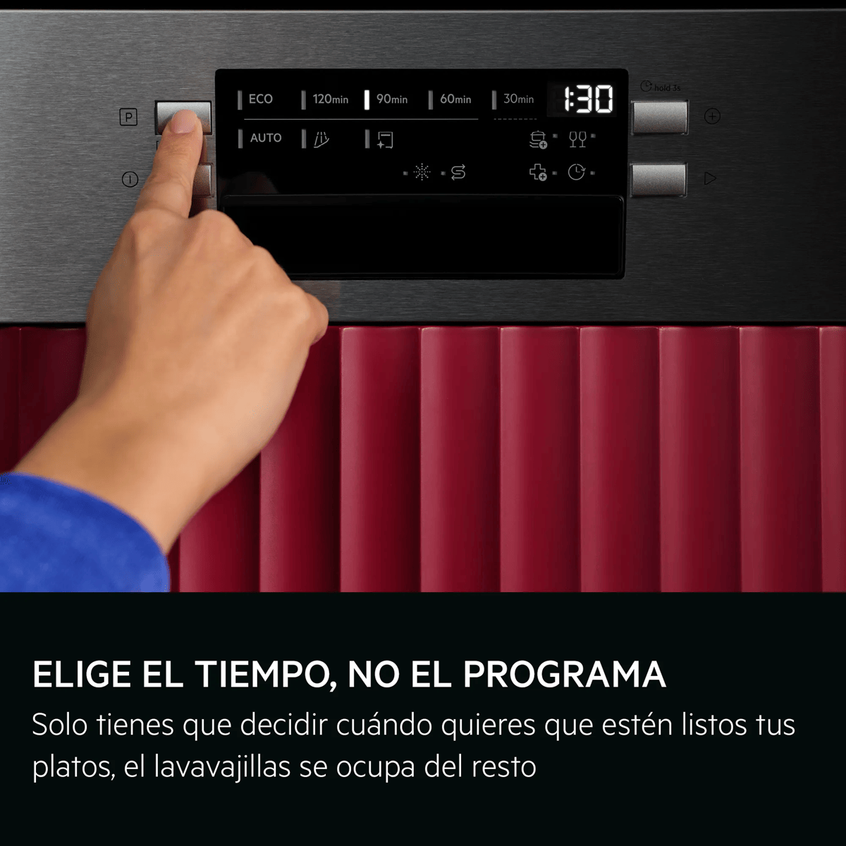 Mano presionando el panel de control de un lavavajillas rojo con pantalla digital.