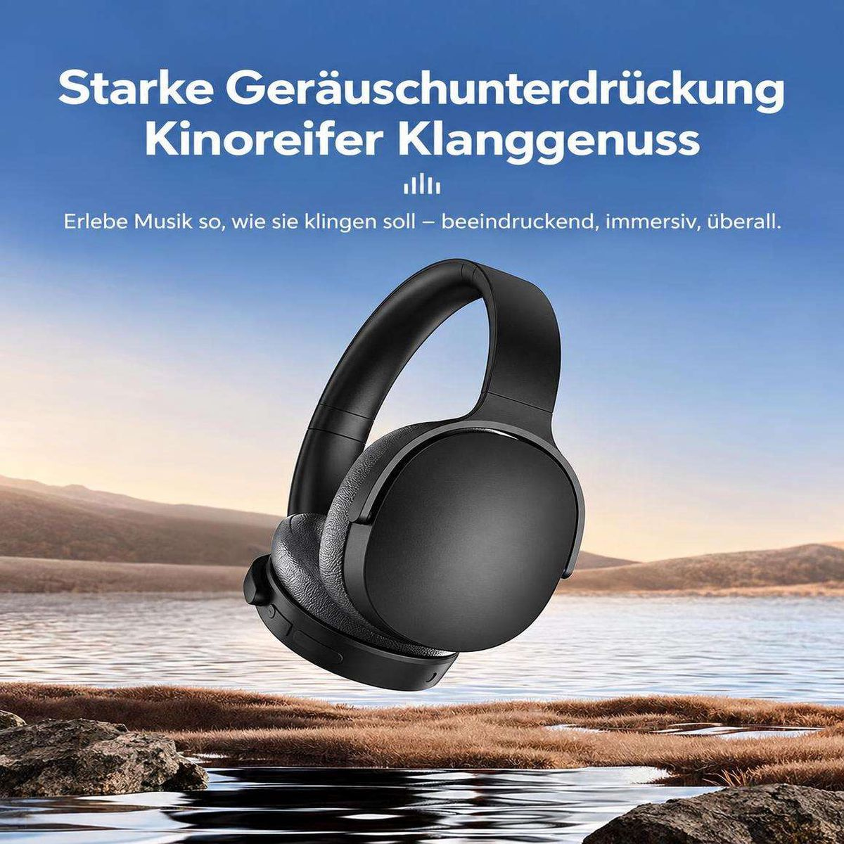 Schwarze Over-Ear-Kopfhörer schweben vor einer Landschaft mit See und Bergen bei Sonnenuntergang.