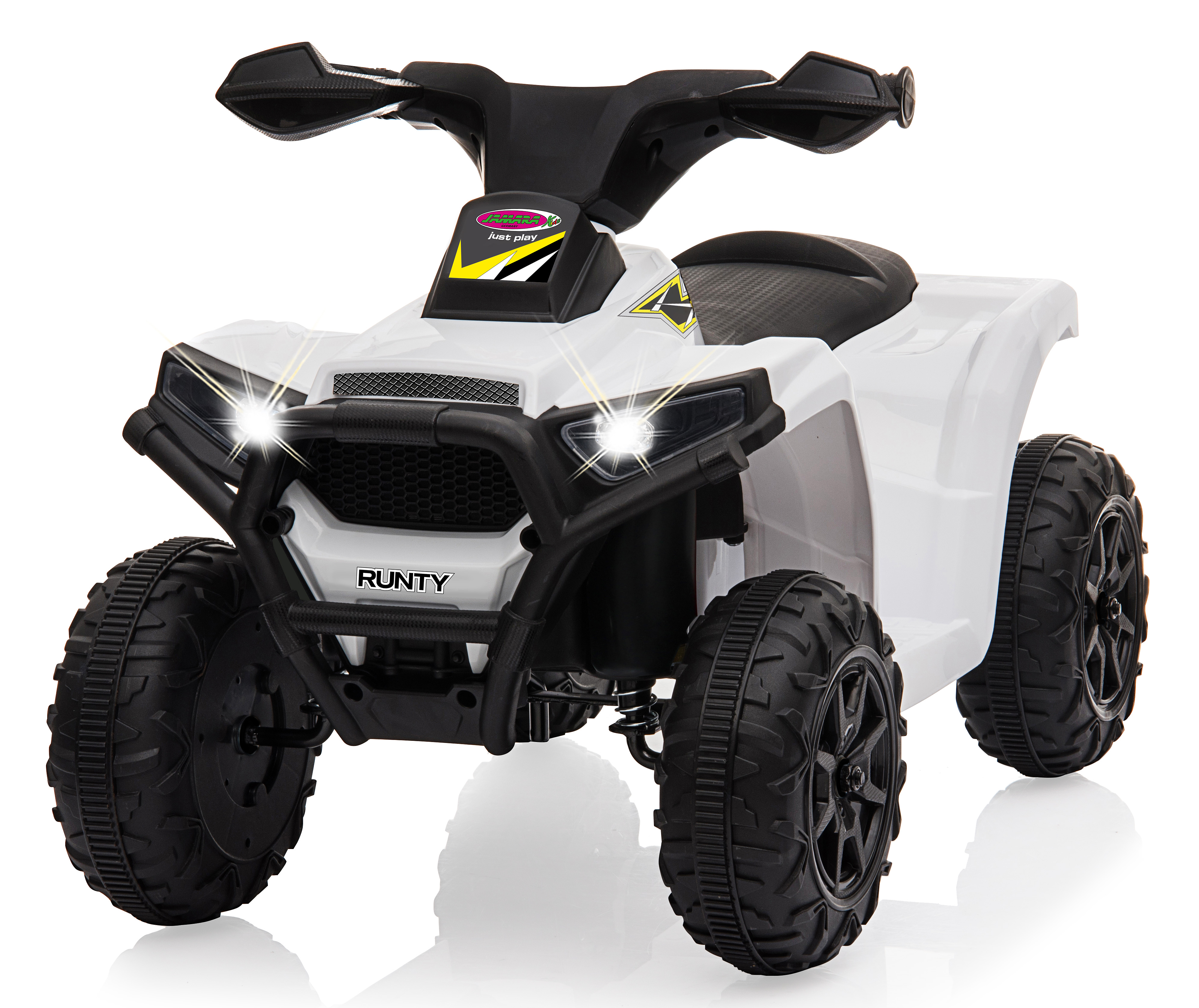 Ein weißes Kinderquad mit großen schwarzen Reifen, beleuchteten Frontscheinwerfern und schwarzem Lenker auf weißem Grund.