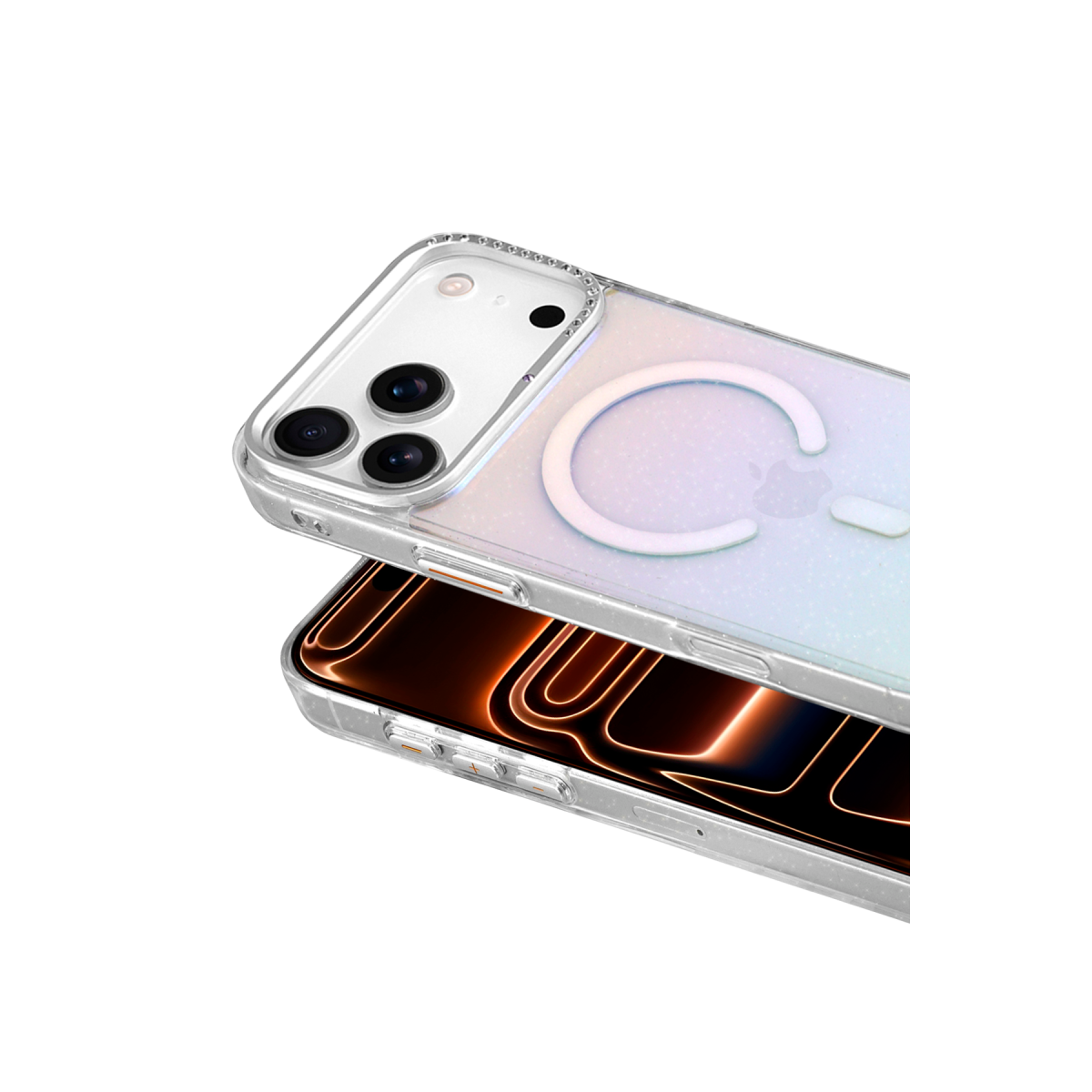 Siyah arka plan üzerinde MagSafe halkalı simli kılıflarda iki iPhone.