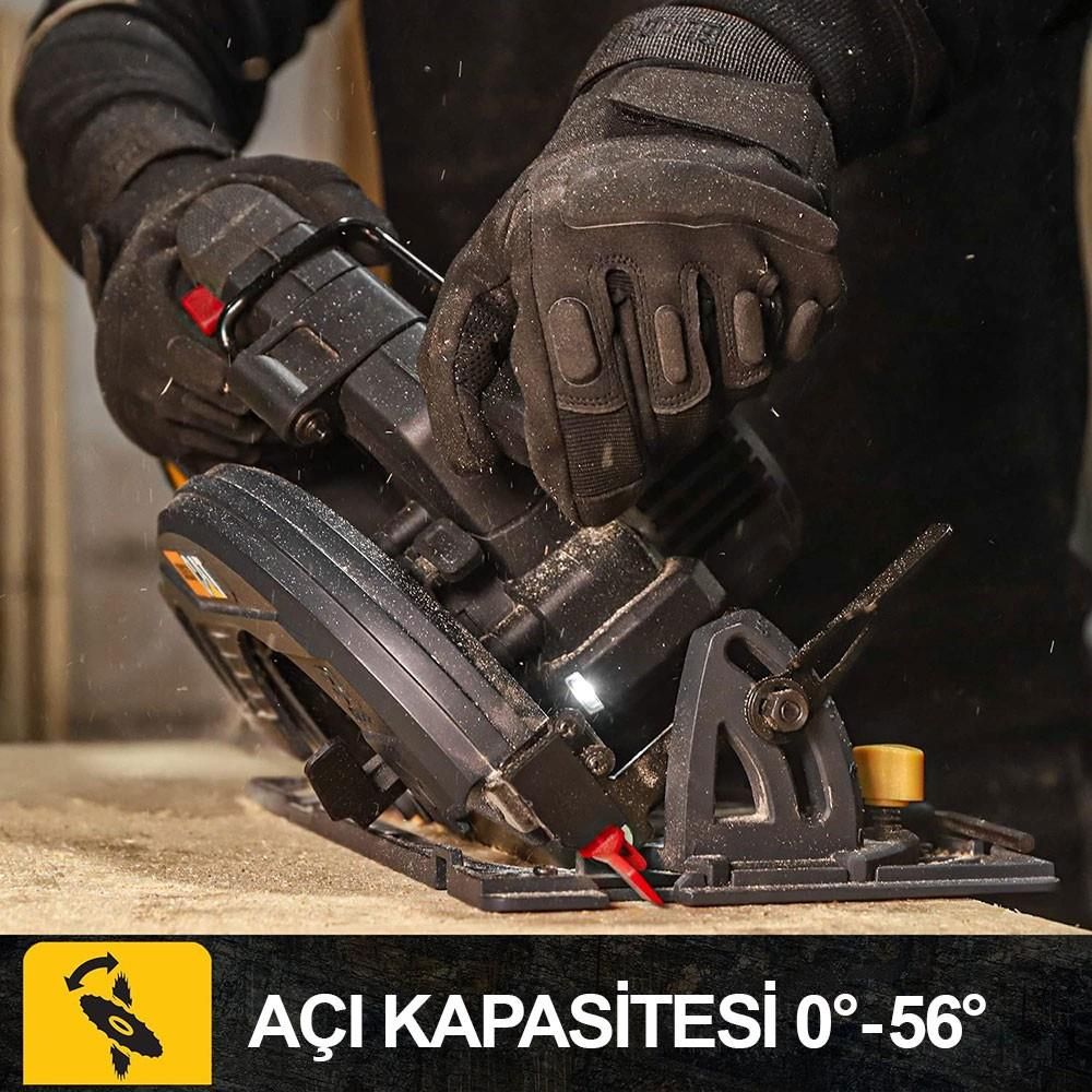 Siyah eldivenli bir işçi tahta üzerinde daire testere kullanıyor, altta AÇI KAPASİTESİ 0°-56° yazısı var.