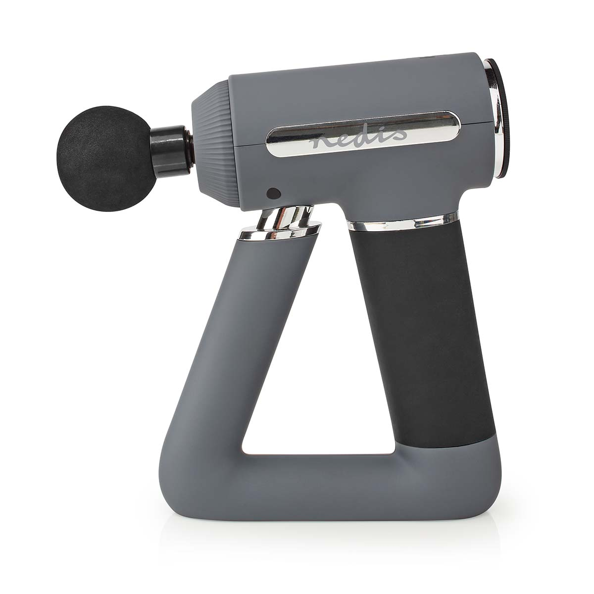 Graues Massagegun-Gerät mit schwarzem Kugelaufsatz und dreieckigem Griff auf weißem Hintergrund.
