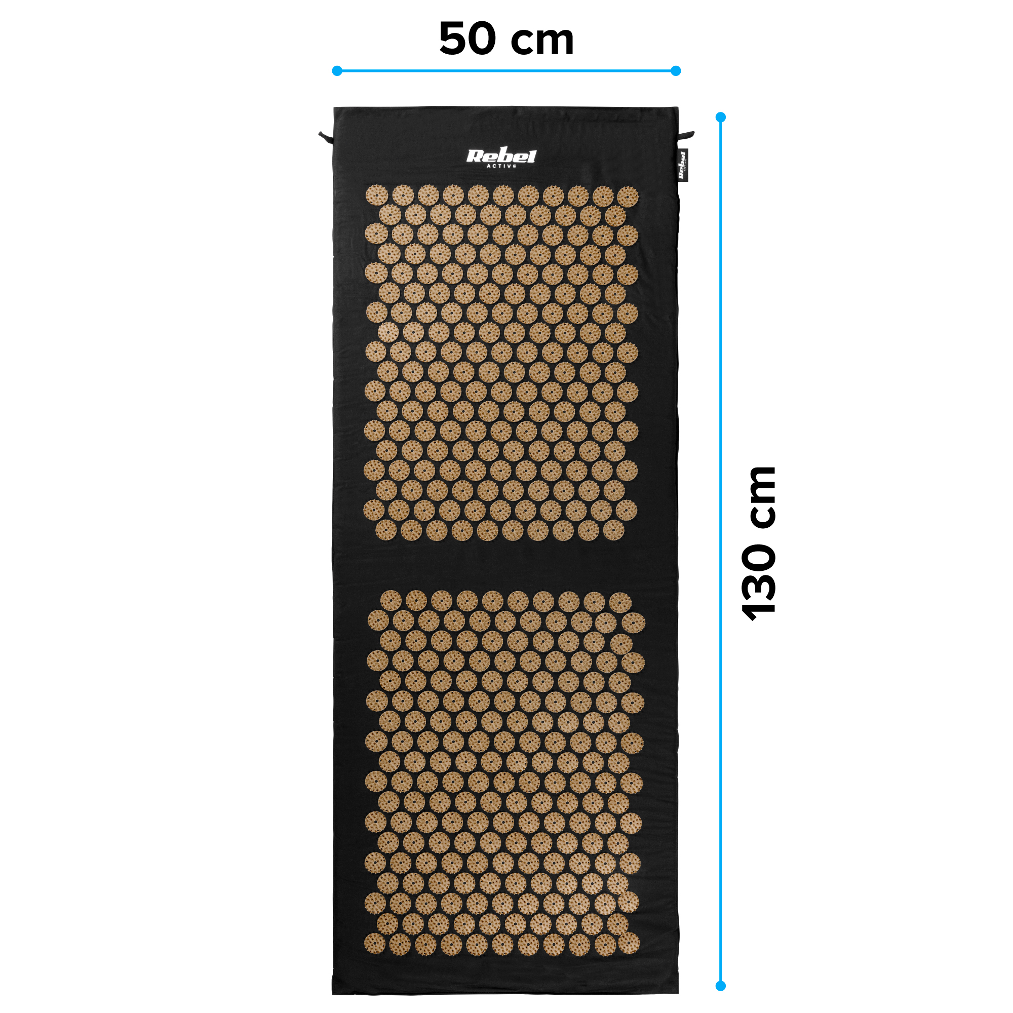 Czarna mata do akupresury ze złotymi rozetami z kolcami, o wymiarach 50 cm szerokości i 130 cm długości.