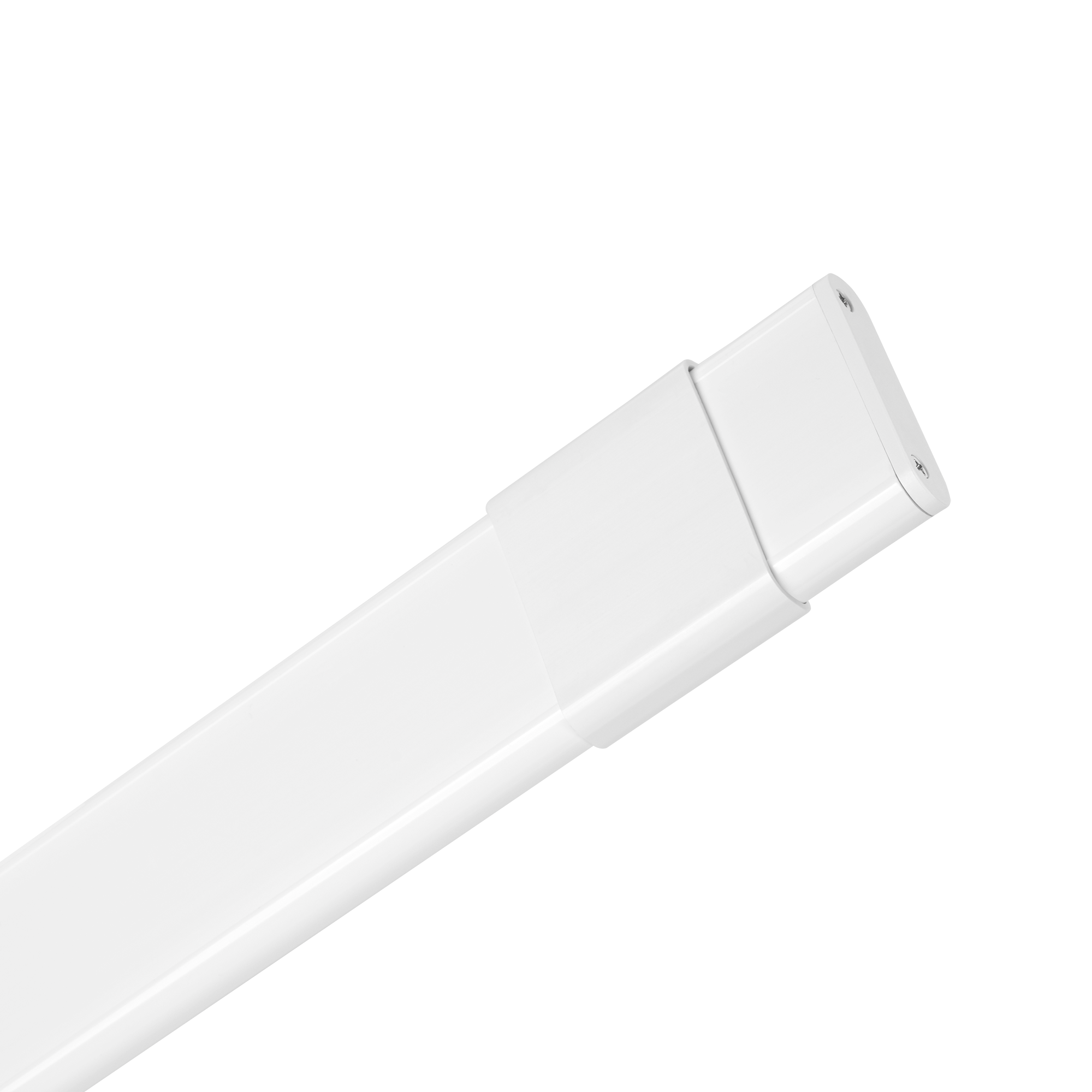 Biała lampa z metalowym wspornikiem na czarnym tle.