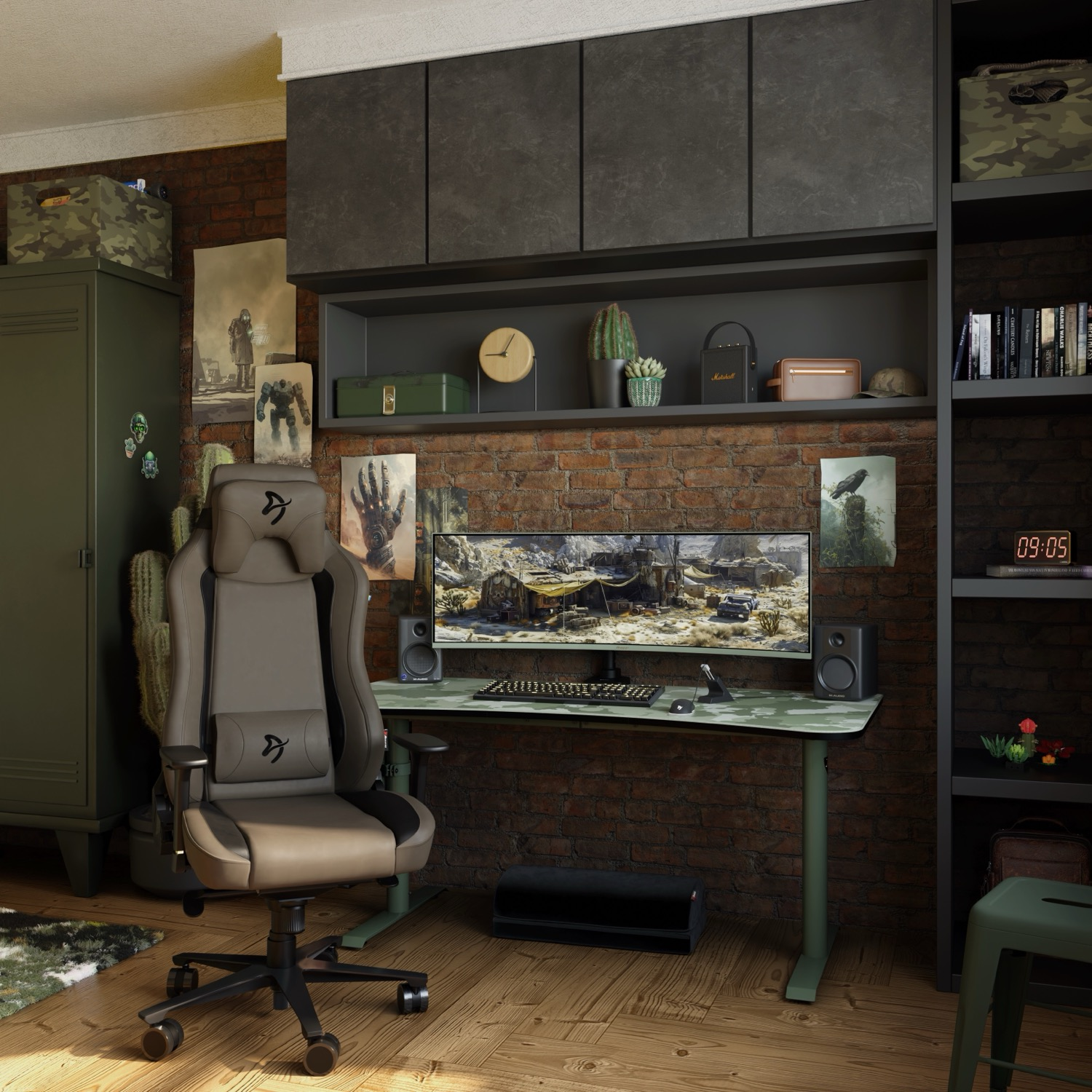Gaming-Zimmer mit Ziegelwand, breitem Monitor auf Schreibtisch, grauem Stuhl, Schränken und Regalen mit Deko.