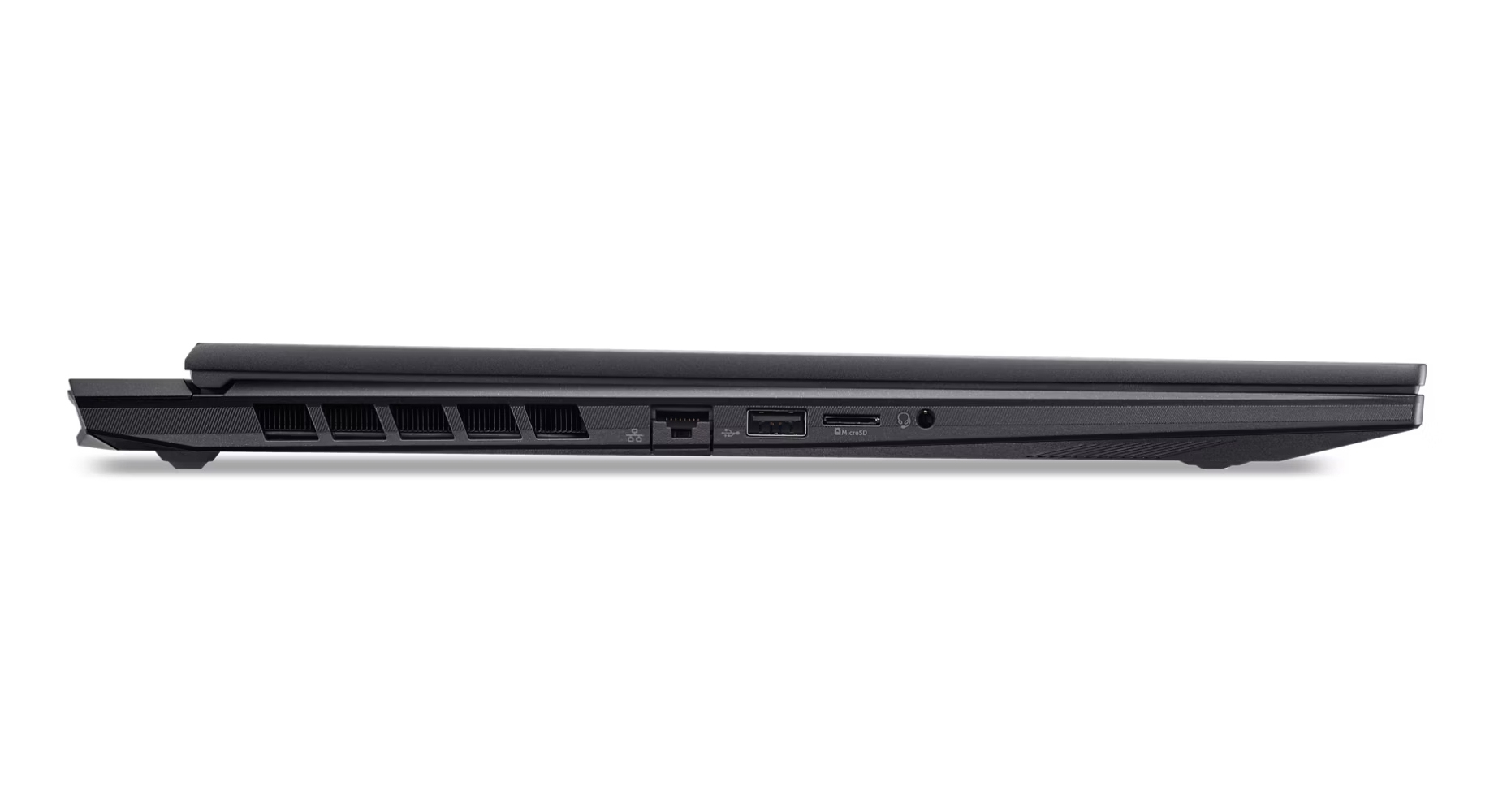 Vista laterale di un laptop nero con griglie di ventilazione, porta Ethernet, porta USB, lettore di schede e jack audio.