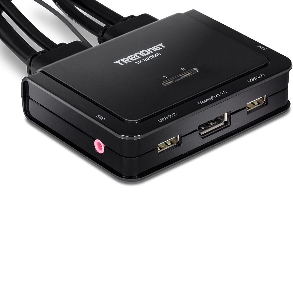 Un commutateur KVM Trendnet noir avec câbles connectés, ports USB et audio.