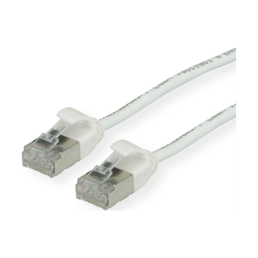 Zwei weiße Ethernet-Kabel mit RJ45-Steckern auf weißem Hintergrund.