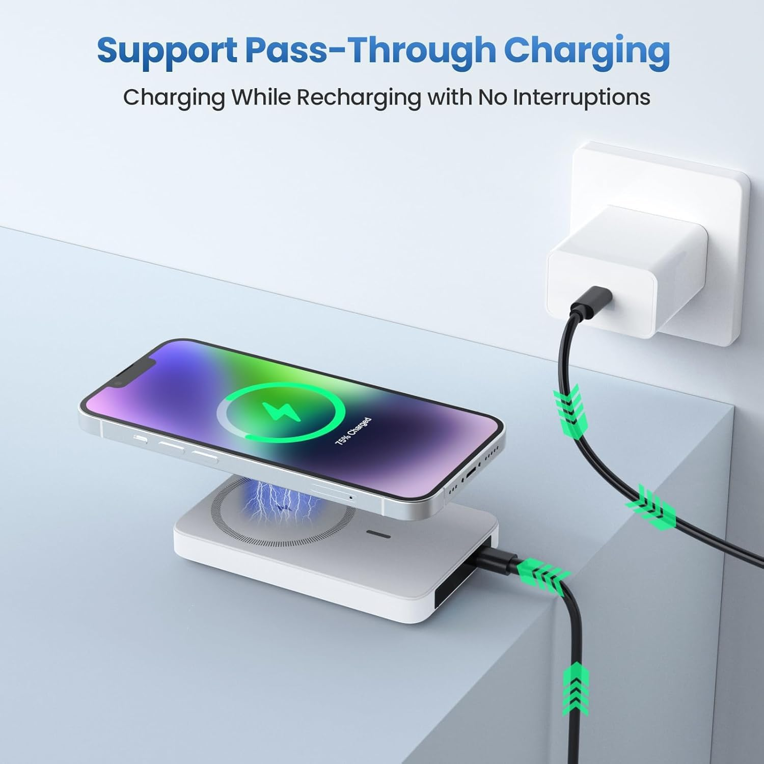 Un smartphone carga de forma inalámbrica en una batería portátil enchufada a la pared.