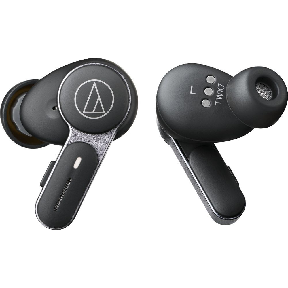 Auricolari wireless neri Audio-Technica TWX7 con steli e marchio L su sfondo bianco.