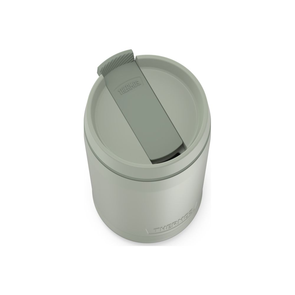 Ein grauer Thermos-Reisebecher mit Verschlussdeckel von oben auf weißem Hintergrund.