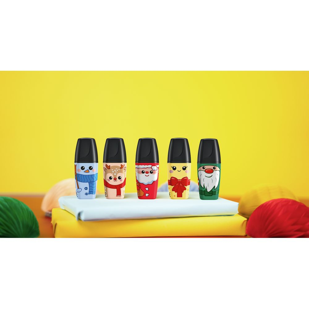 Fünf weihnachtliche Textmarker mit Weihnachtsmotiven stehen auf einer Schachtel.