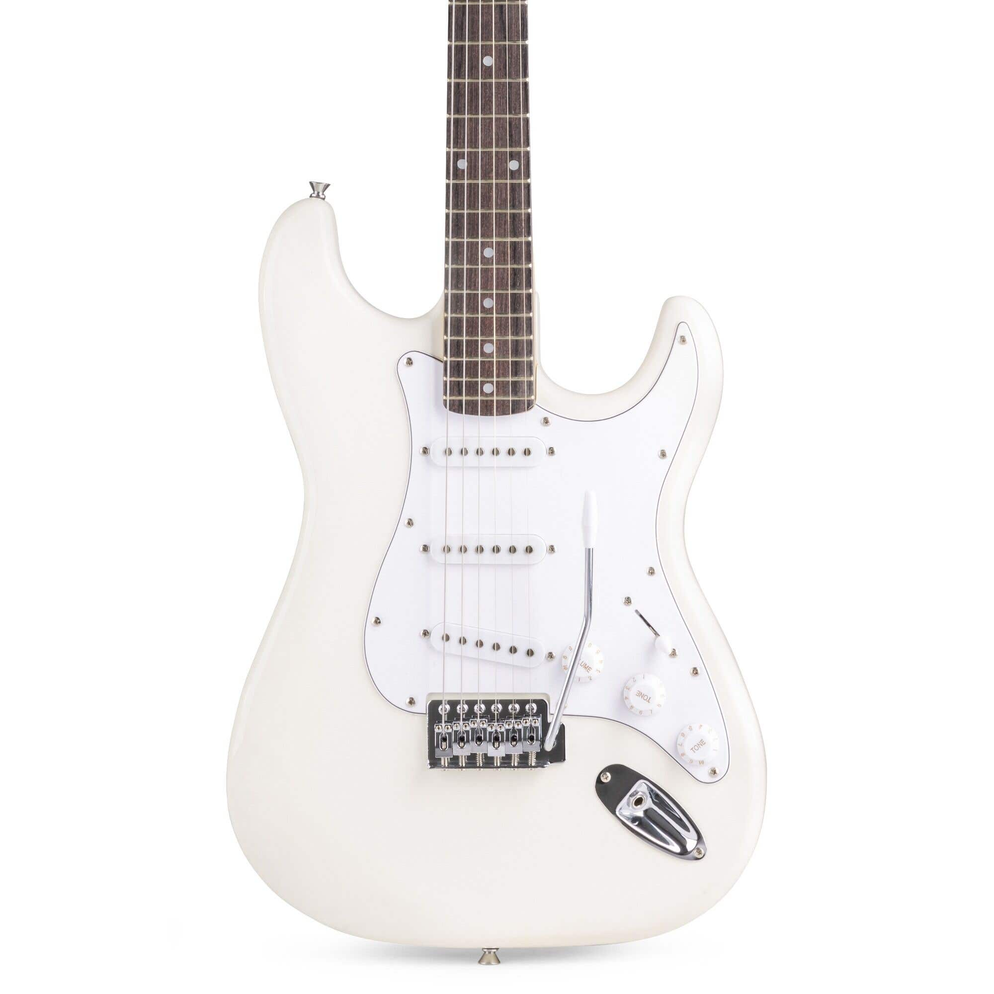 Une guitare électrique blanche avec une plaque blanche et une touche sombre sur fond uni.