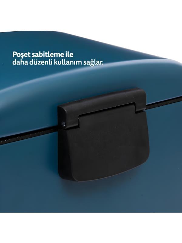 Siyah kapaklı ve kilit mekanizmalı mavi renkli çöp kutusu.