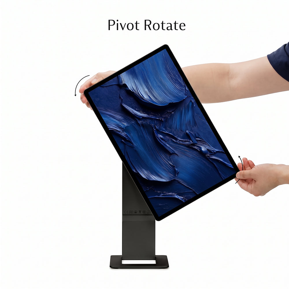 Manos girando un monitor en un soporte, con el texto Pivot Rotate arriba.