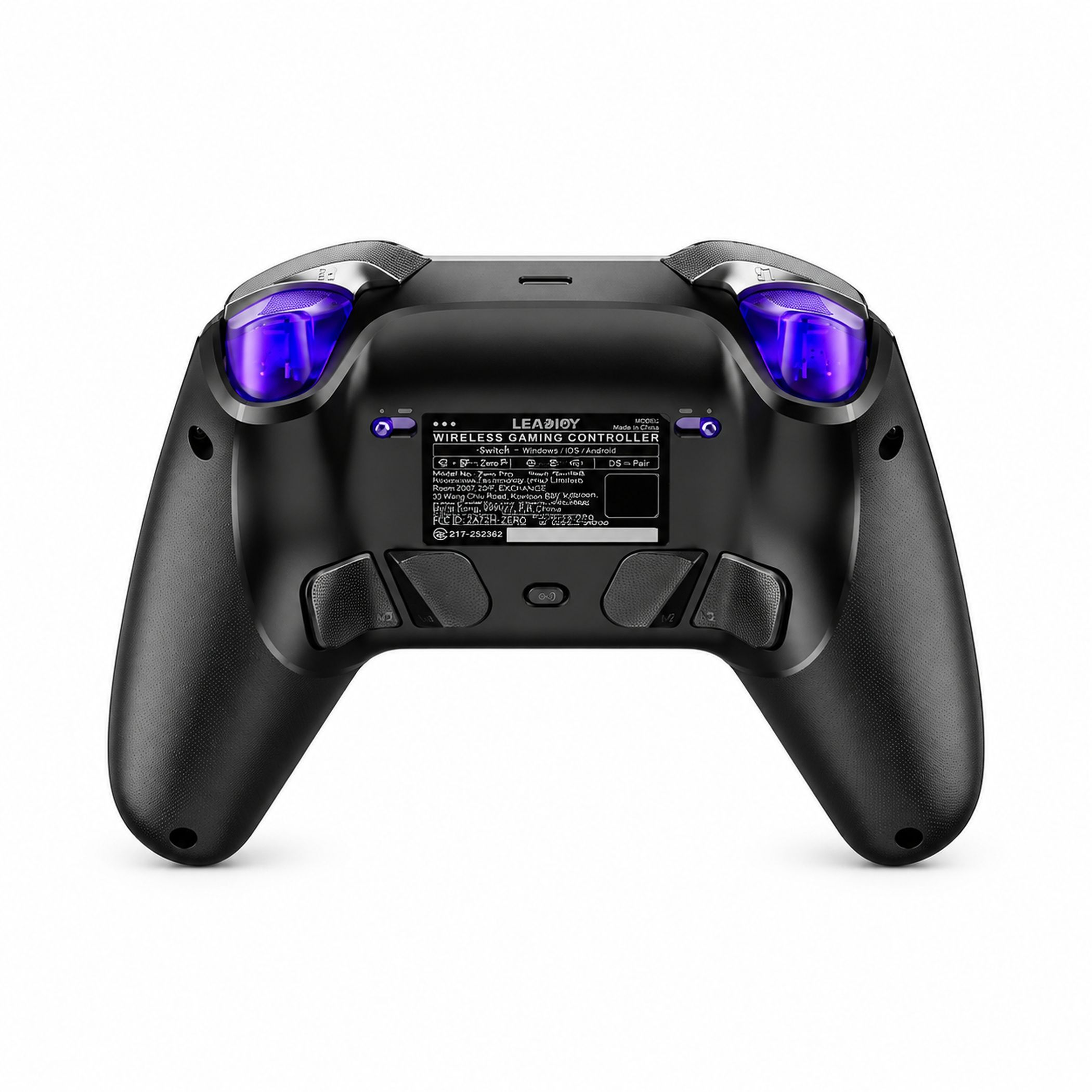 Rückseite eines schwarzen Wireless-Gaming-Controllers mit blauen Schultertasten auf weißem Hintergrund.